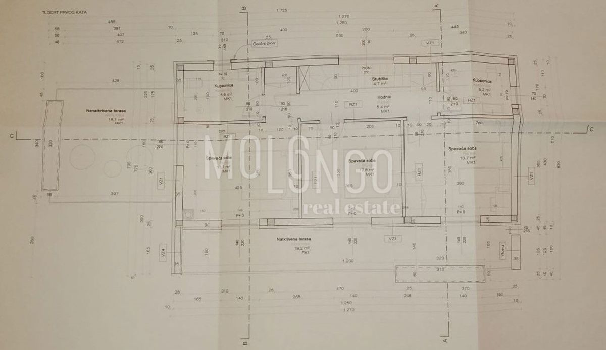 ISTRIA, POREČ Villa moderna a 4 km dal mare.