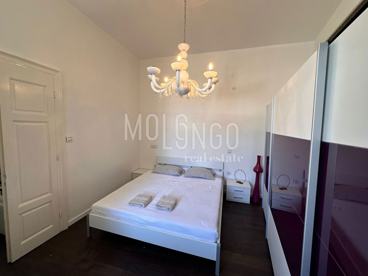 ISTRA, PULA - Luksuzan stan u samom centru