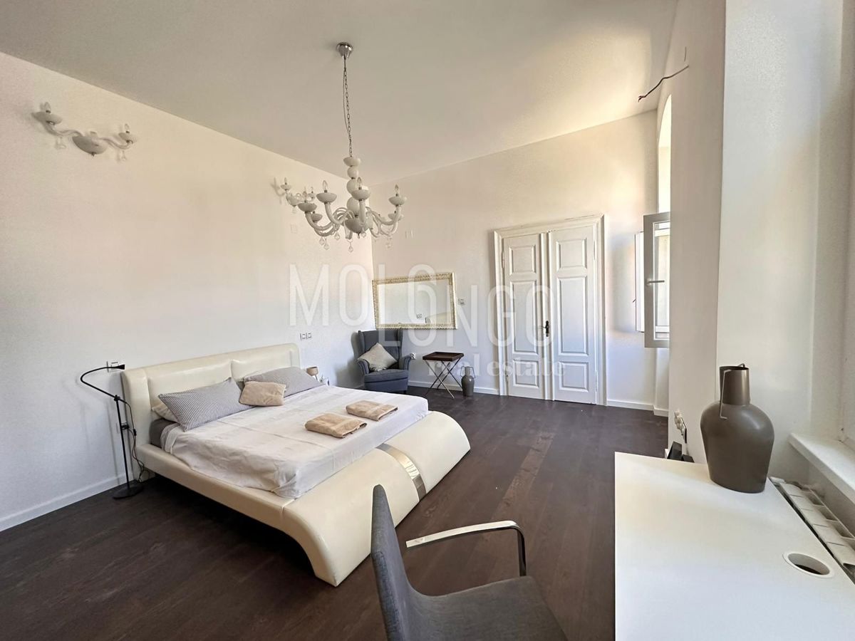 ISTRA, PULA - Luksuzan stan u samom centru