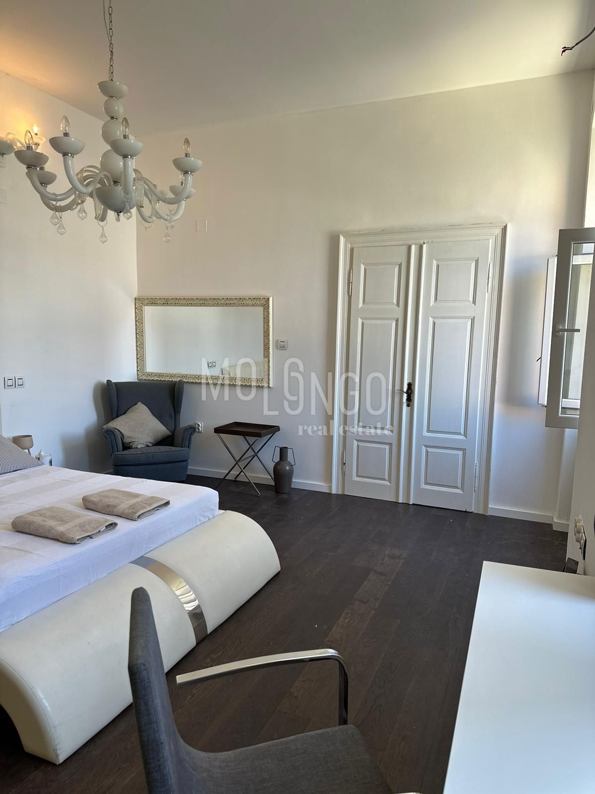 ISTRA, PULA - Luksuzan stan u samom centru