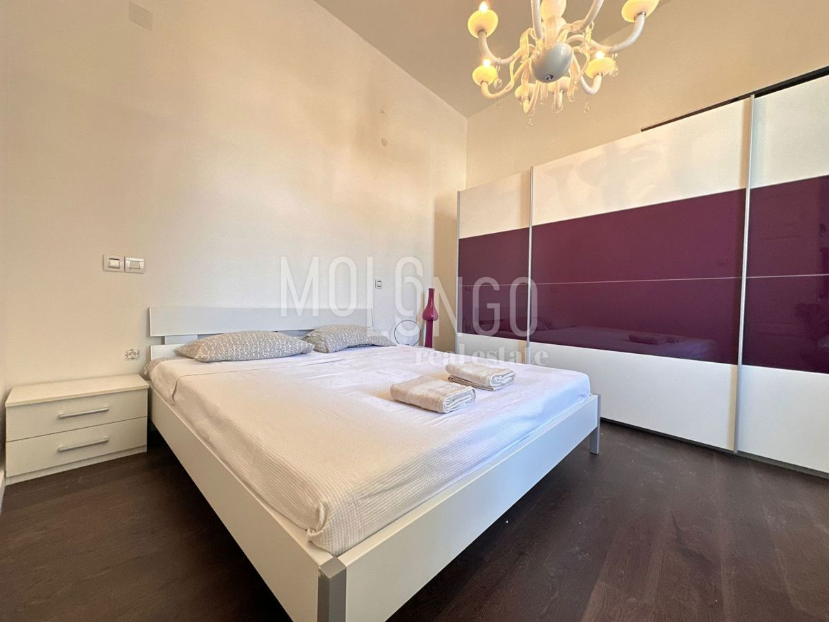 ISTRA, PULA - Luksuzan stan u samom centru