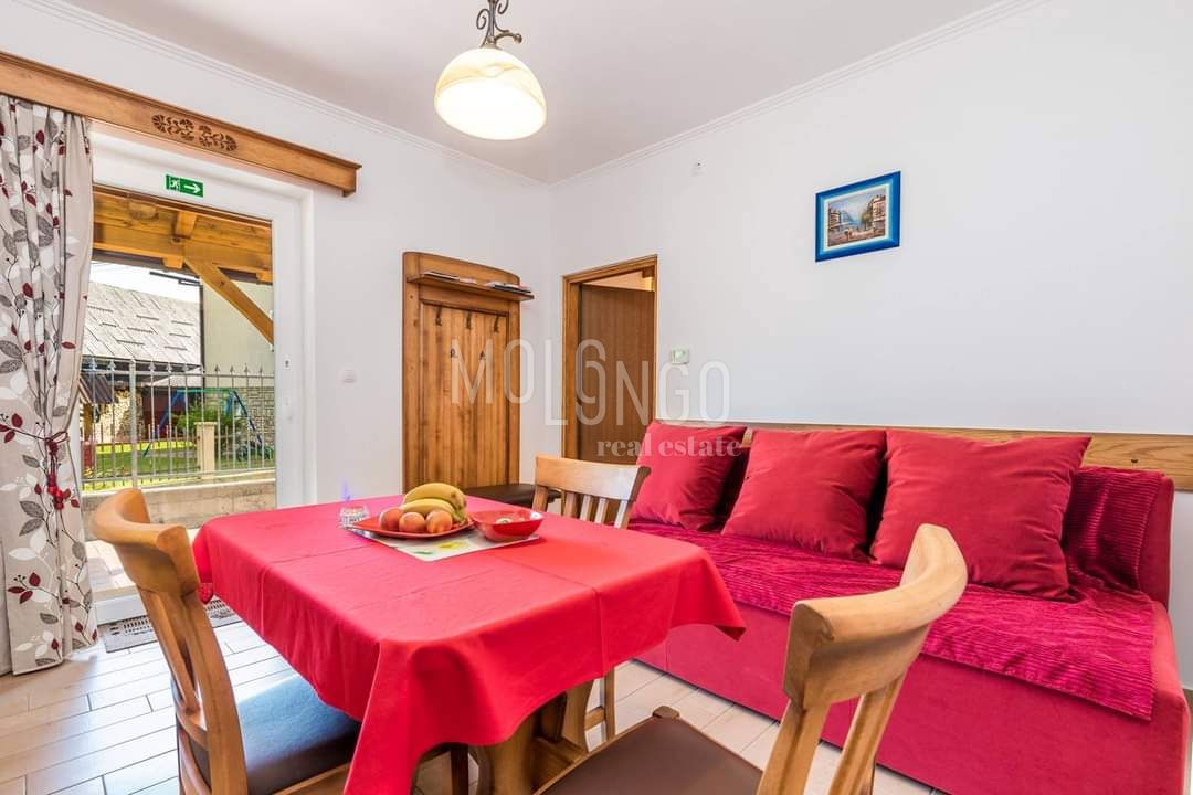 Casa Jasenak, Ogulin, 1.500m2