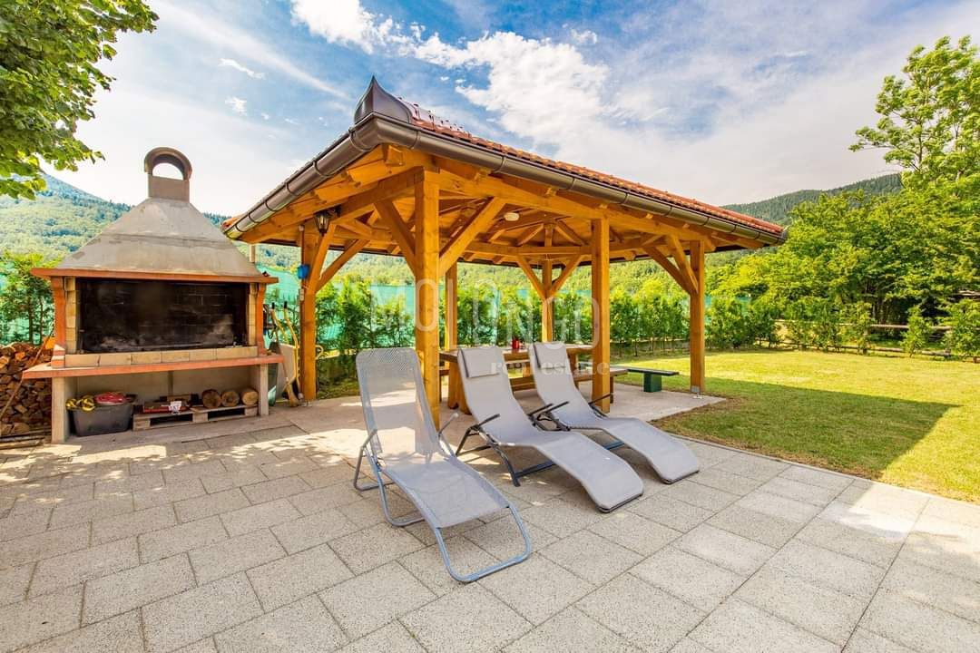 Casa Jasenak, Ogulin, 1.500m2