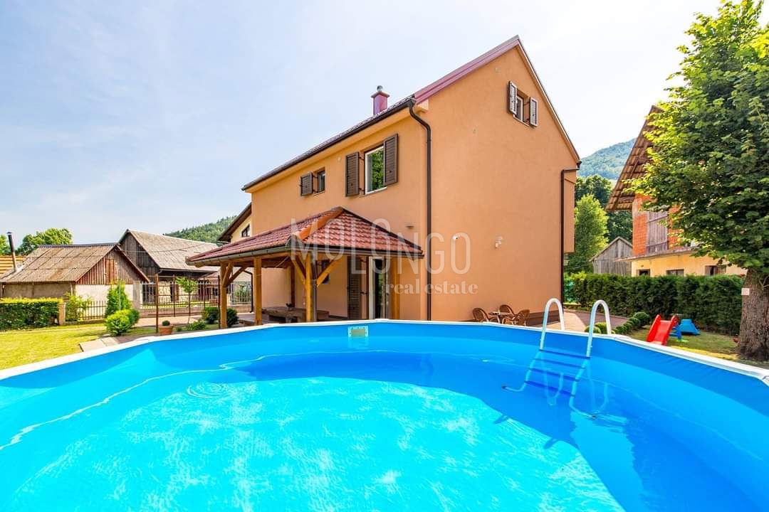 Casa Jasenak, Ogulin, 1.500m2