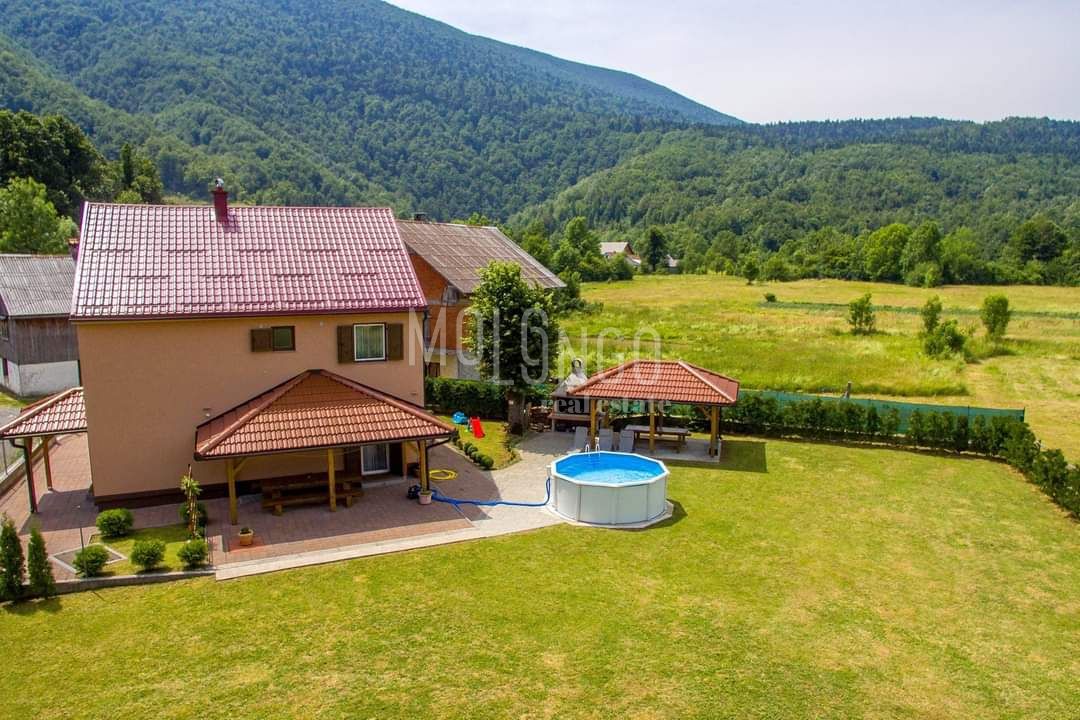 Casa Jasenak, Ogulin, 1.500m2