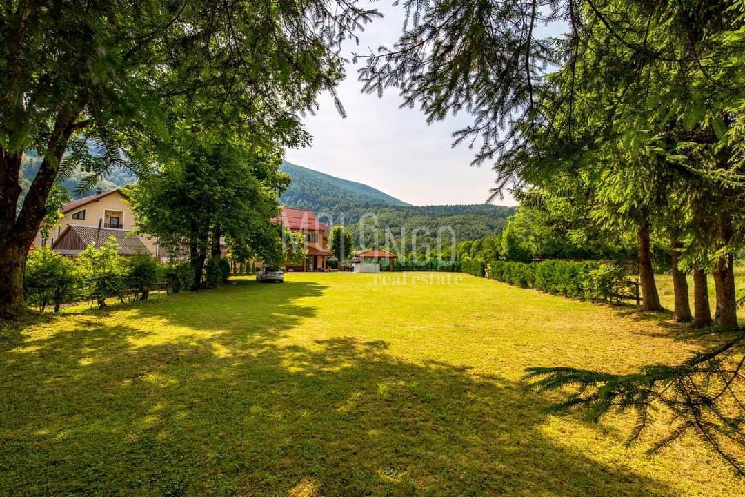 Casa Jasenak, Ogulin, 1.500m2