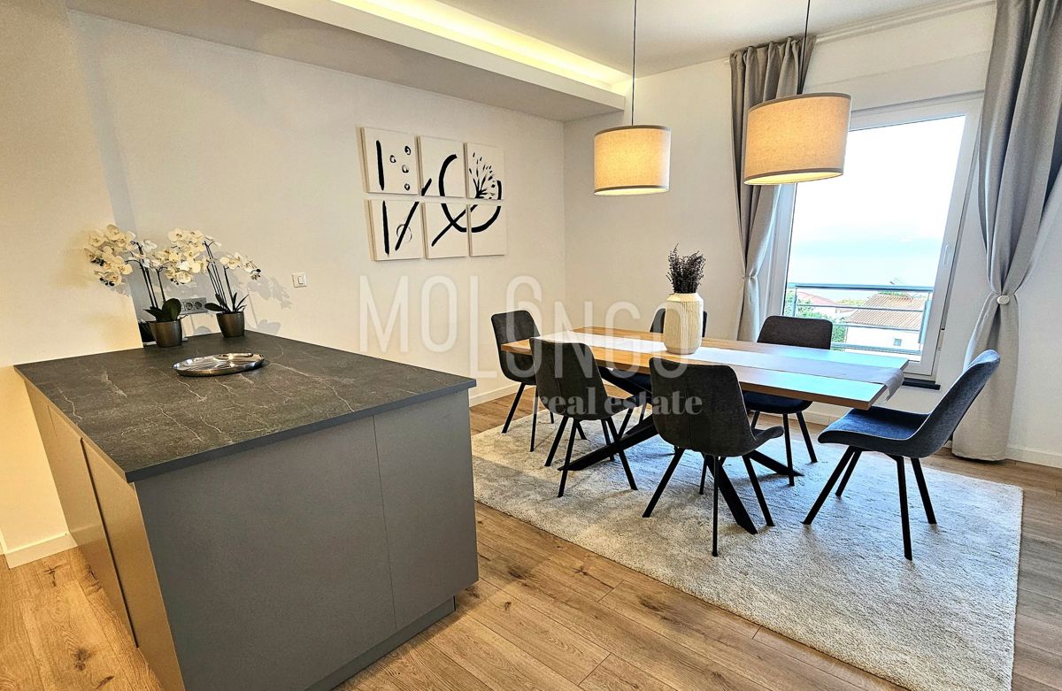 Appartamento/appartamento Ičići, Opatija - Okolica, 121,70m2