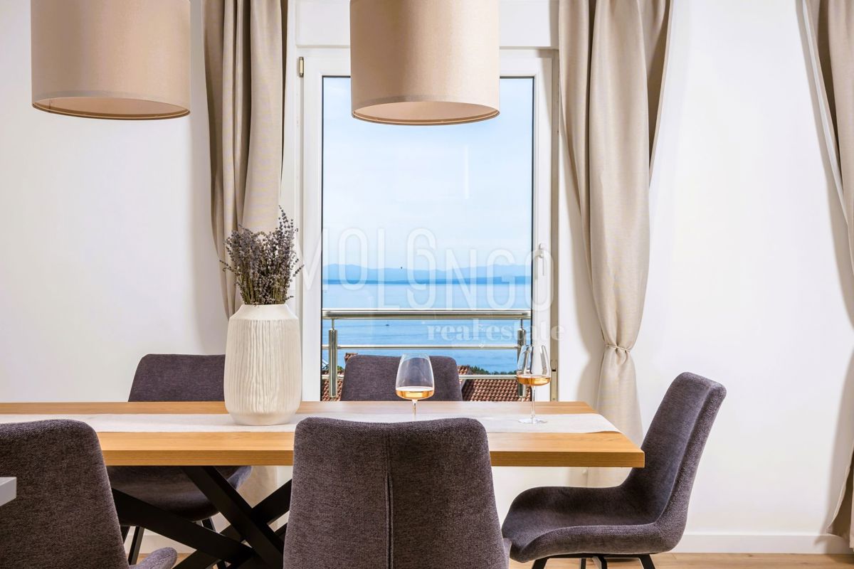 Appartamento/appartamento Ičići, Opatija - Okolica, 121,70m2