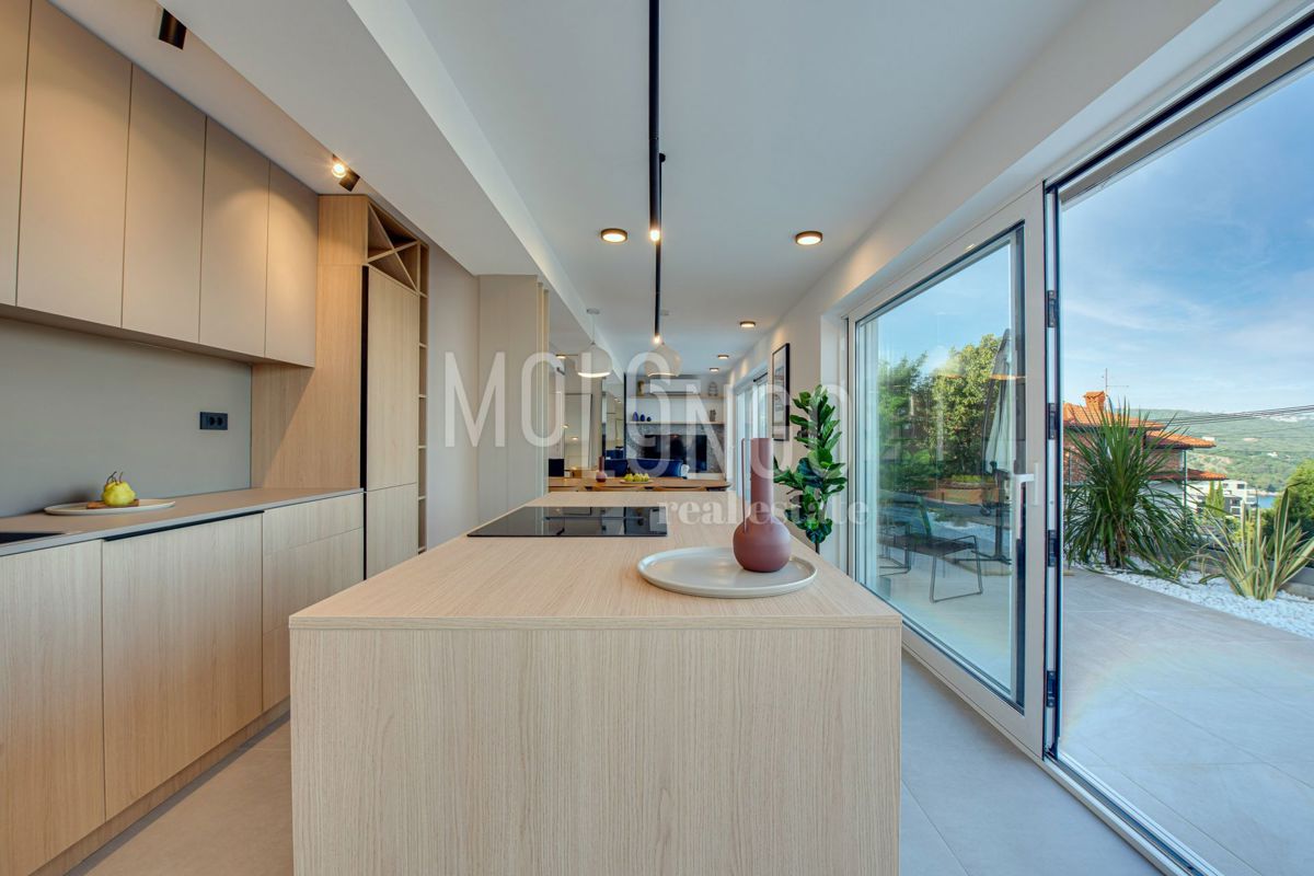 Appartamento/appartamento Volosko, Opatija, 103m2