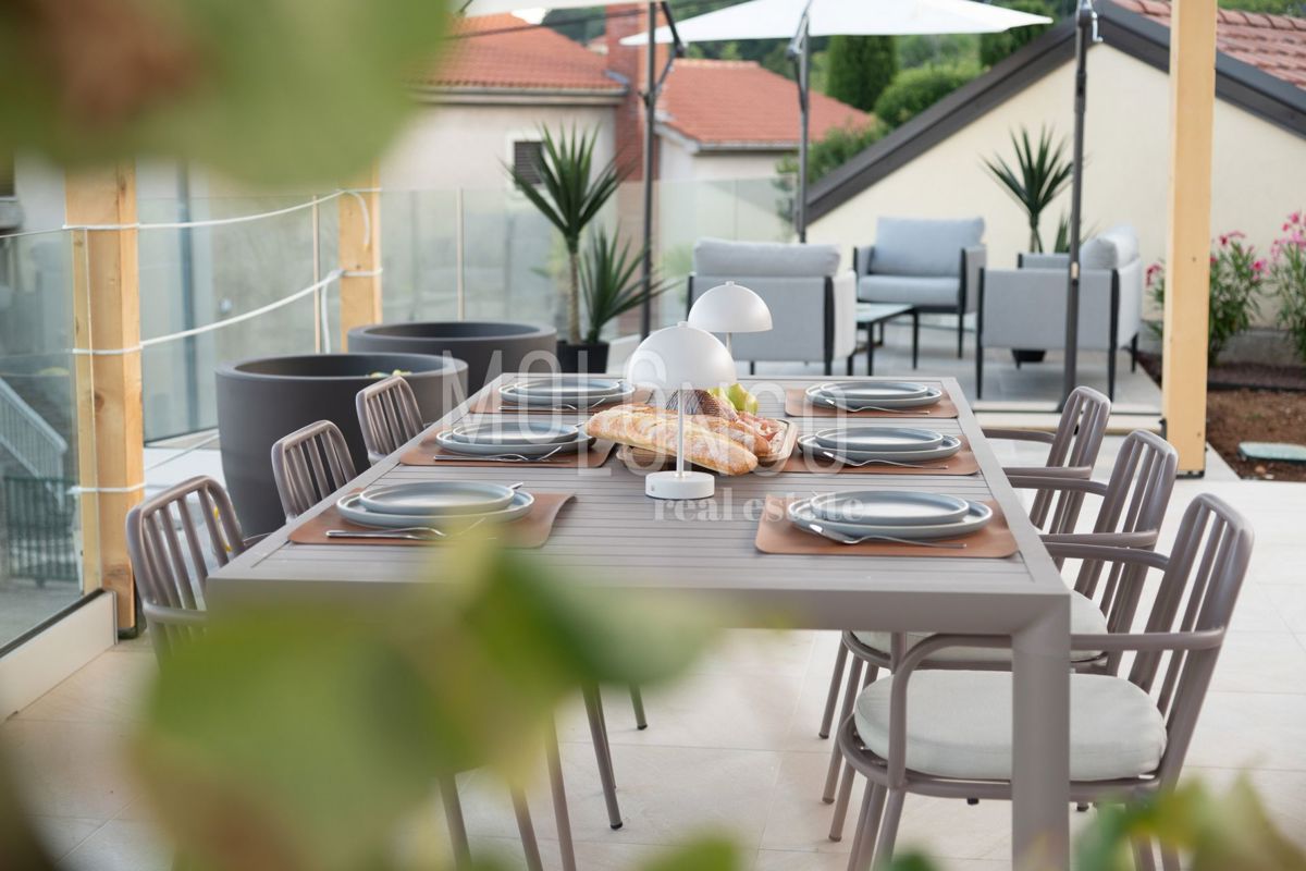 Appartamento/appartamento Volosko, Opatija, 103m2