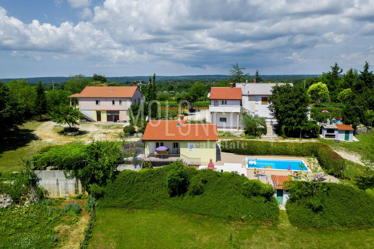 Casa Križanci, Žminj, 630m2