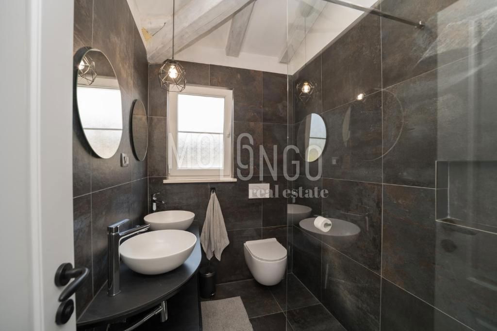 Casa Vižinada, 253m2