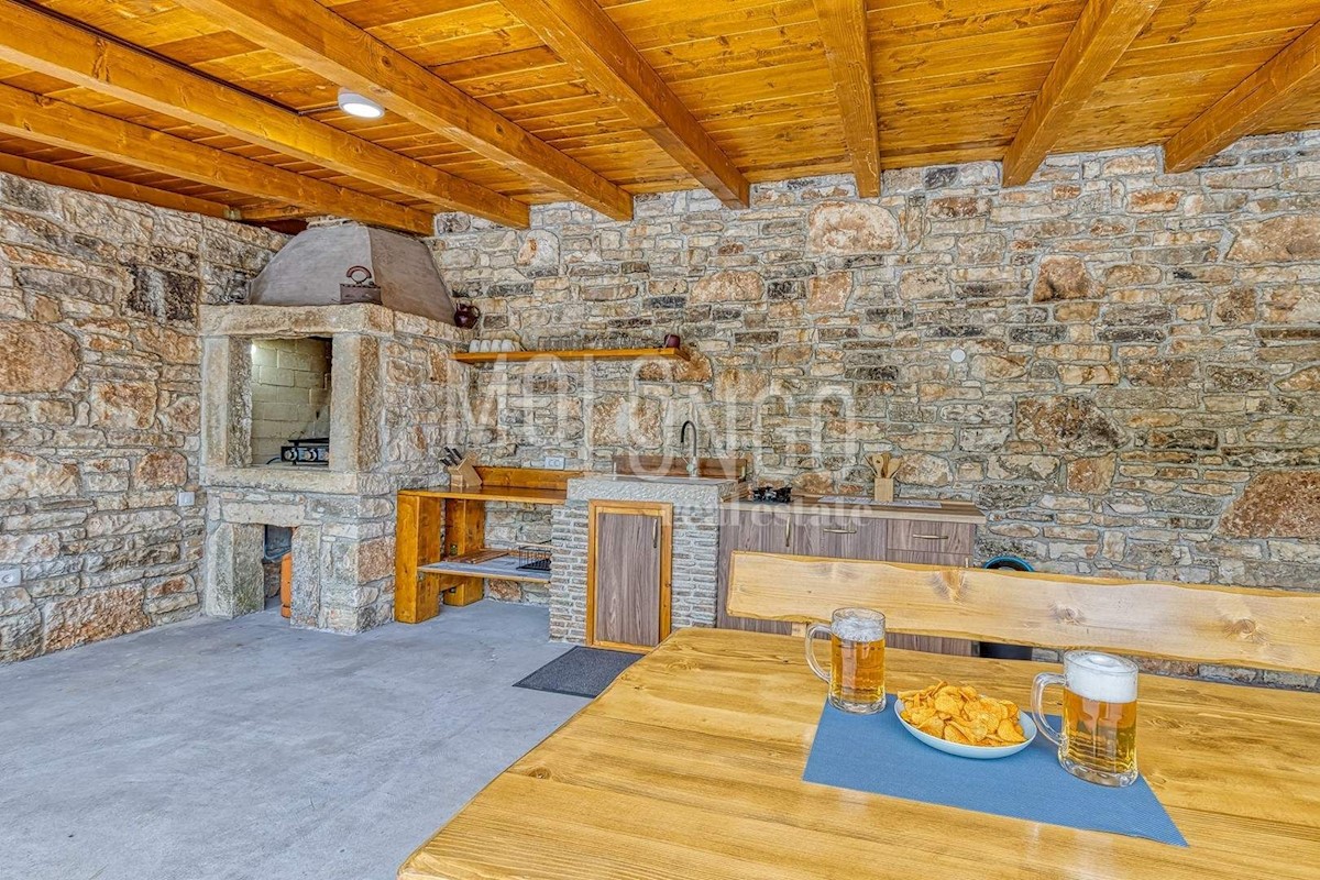 Casa Stranići kod Lovreča, Sveti Lovreč, 142m2