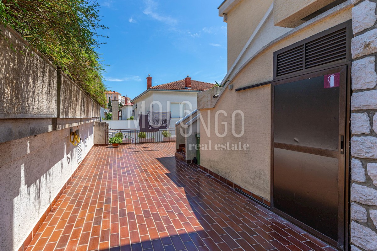 Casa Crikvenica, 750m2