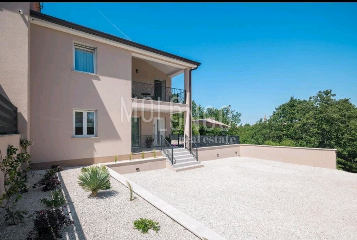 Casa Nova Vas, Poreč, 320m2