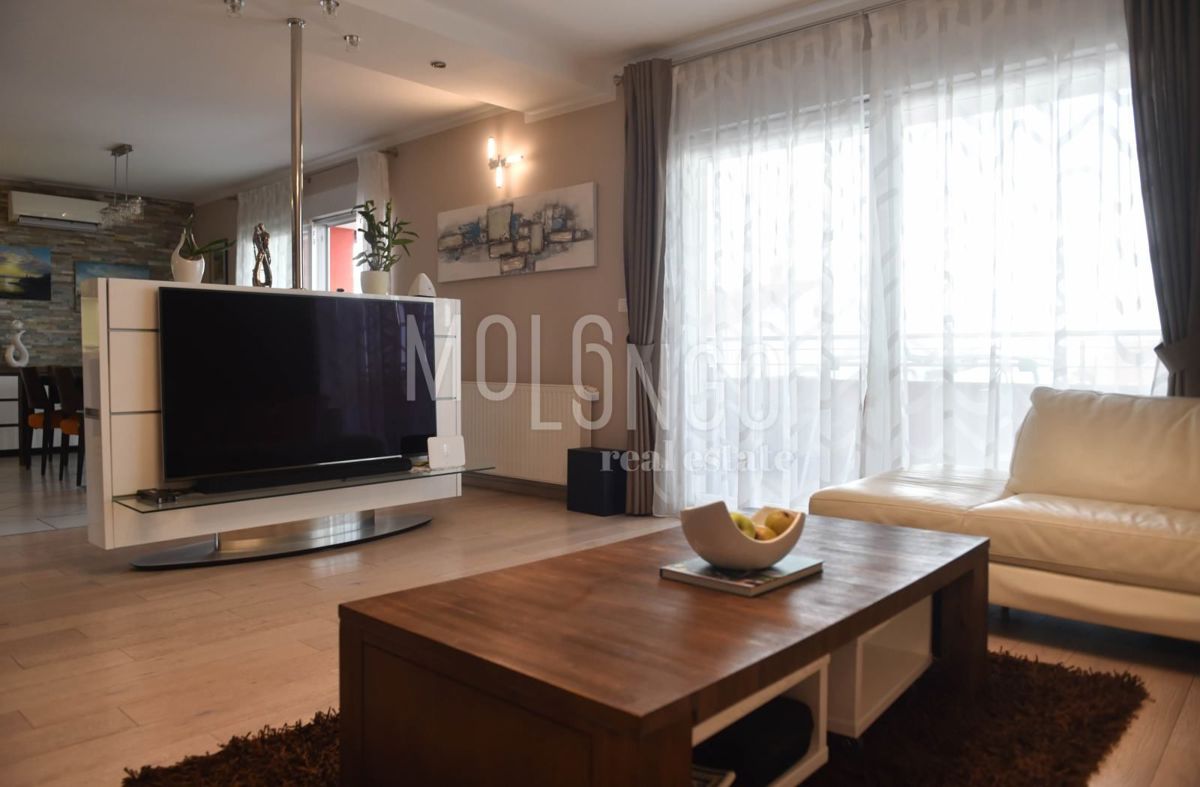 Appartamento/appartamento Drenova, Rijeka, 185m2