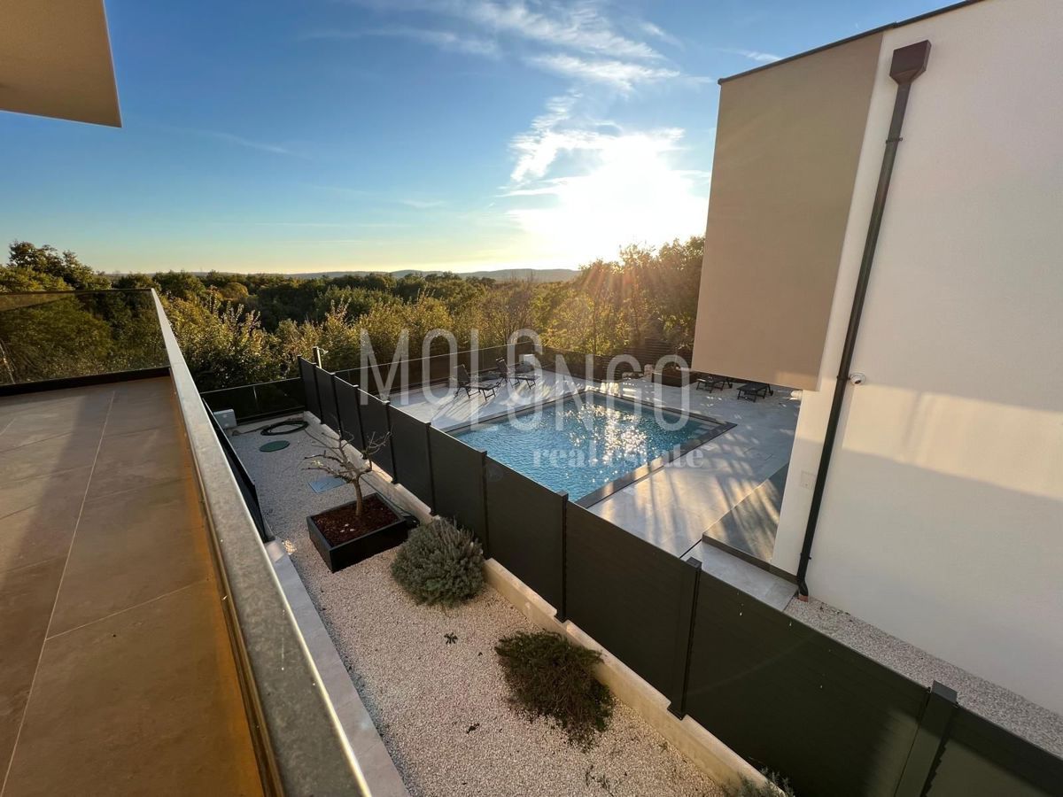 Casa Peresiji, Svetvinčenat, 200m2