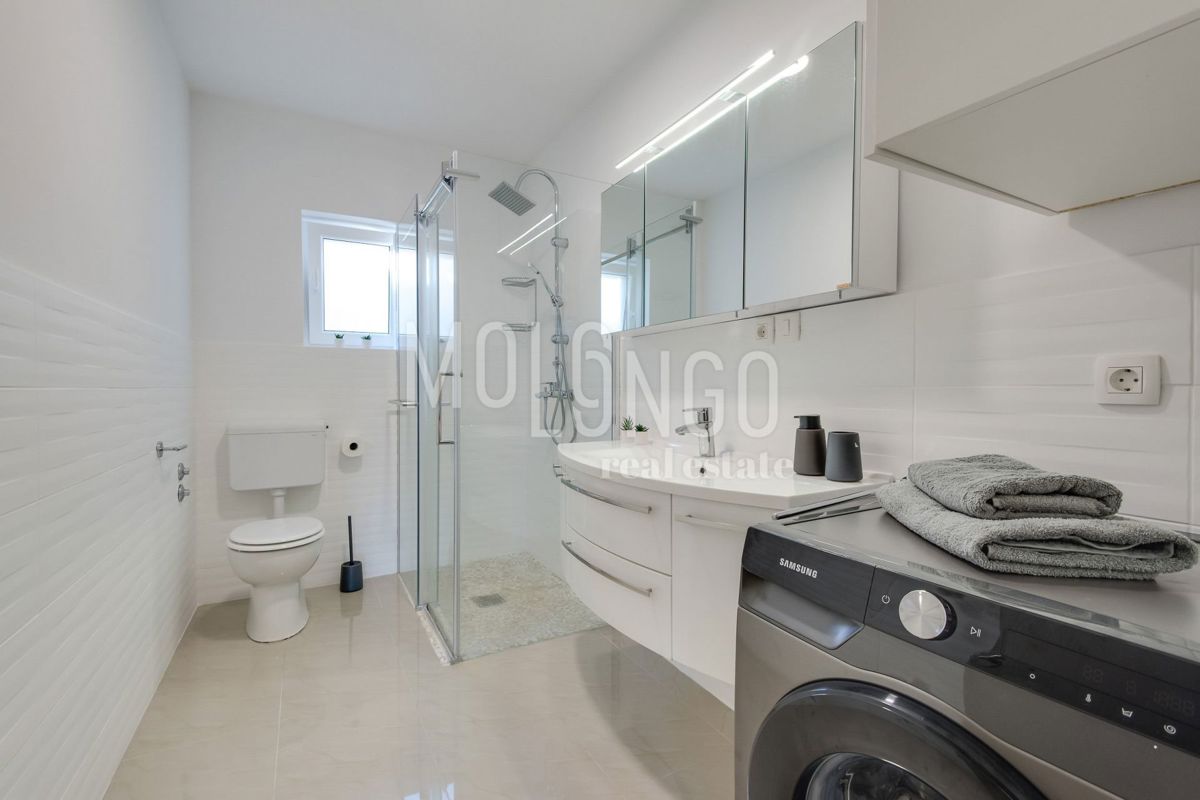 Appartamento/appartamento Volosko, Opatija, 121,35m2