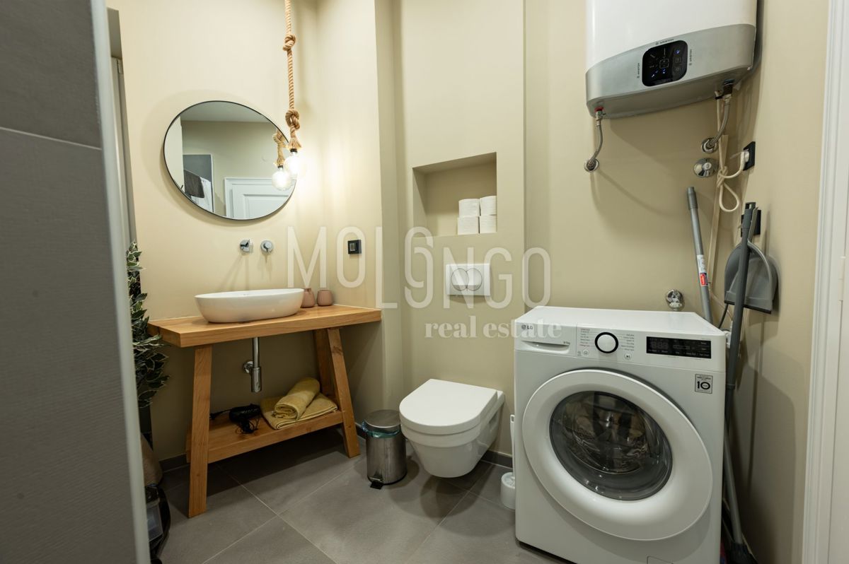 ISTRA, POREČ- Starogradska jezgra – kompletno renoviran stan, idealan za najam