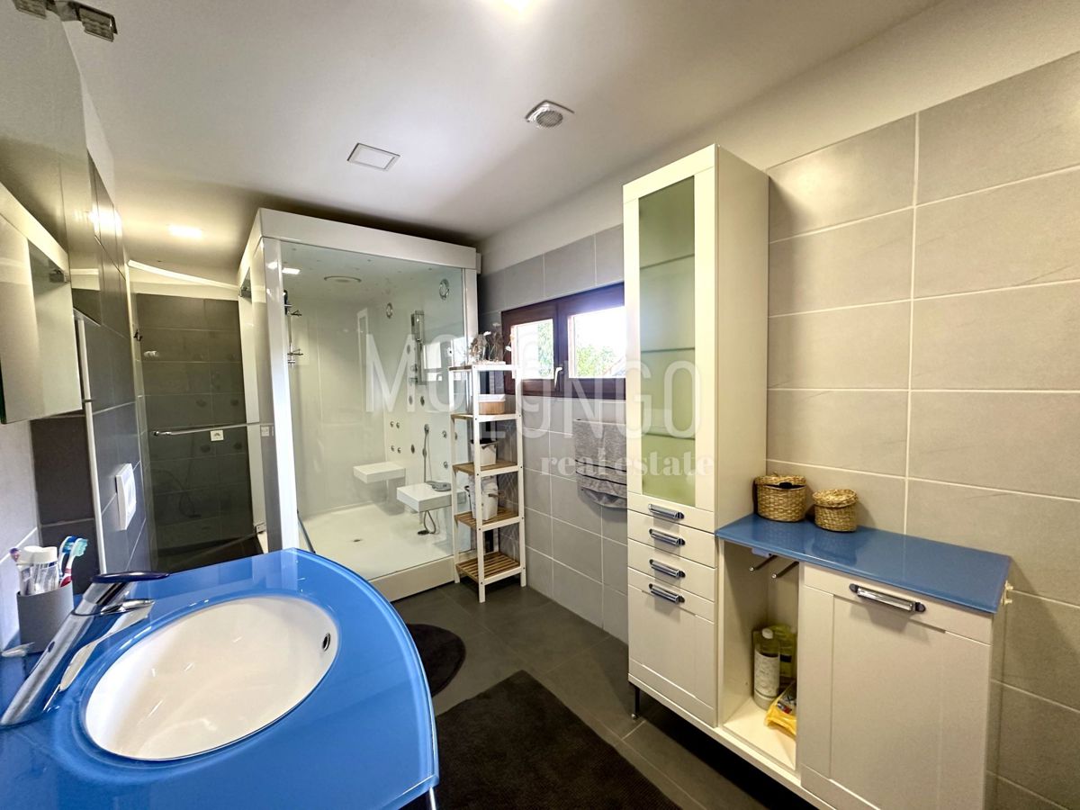 Casa Komlenići, Vrbovsko, 130m2