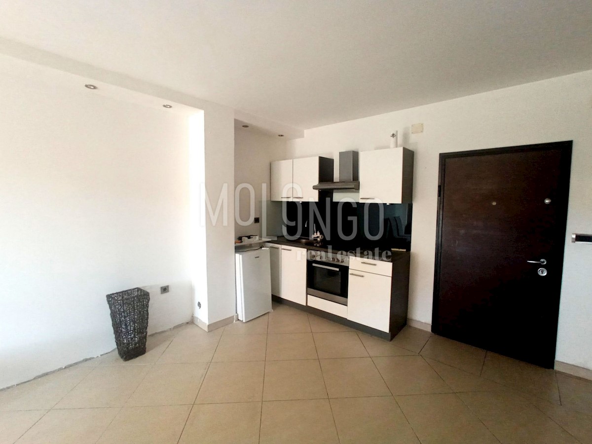 Appartamento/appartamento Mladenići, Viškovo, 77m2