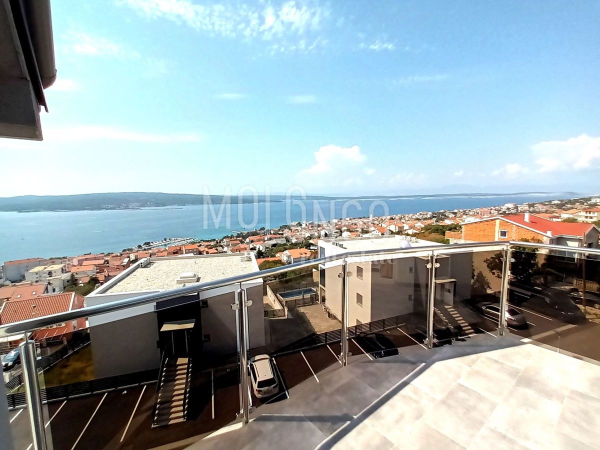 CRIKVENICA, appartamento con due camere da letto con vista panoramica!