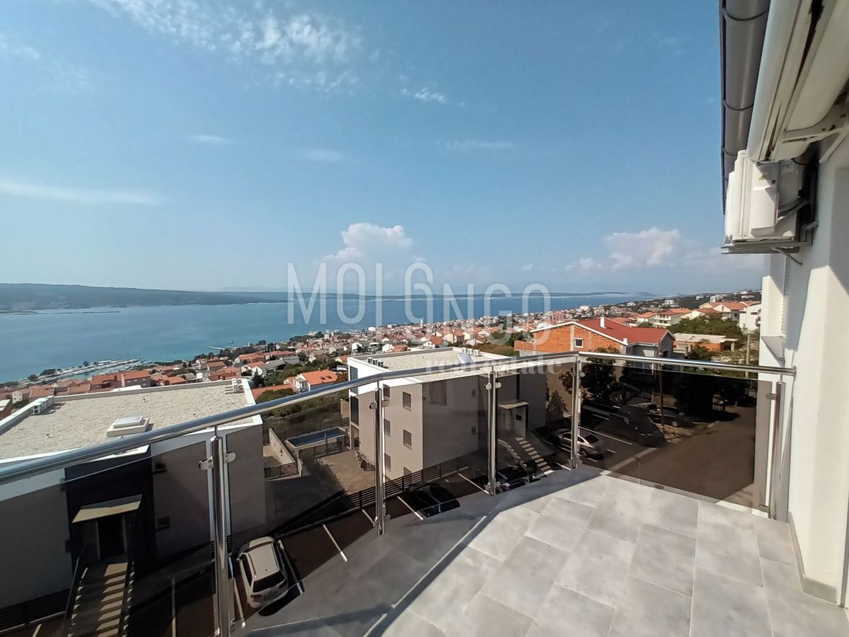 CRIKVENICA, appartamento con due camere da letto con vista panoramica!