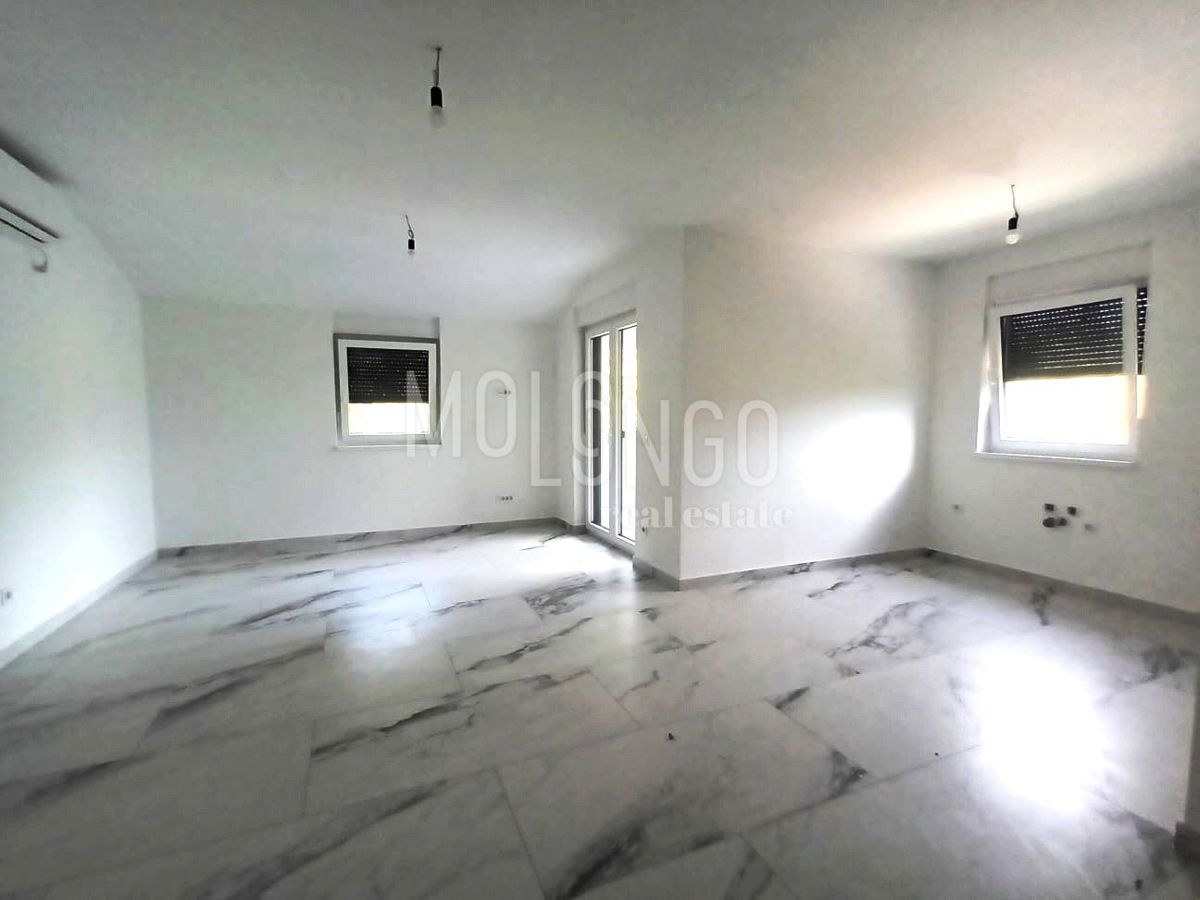 Appartamento/appartamento Hlapa, Dobrinj, 1m2