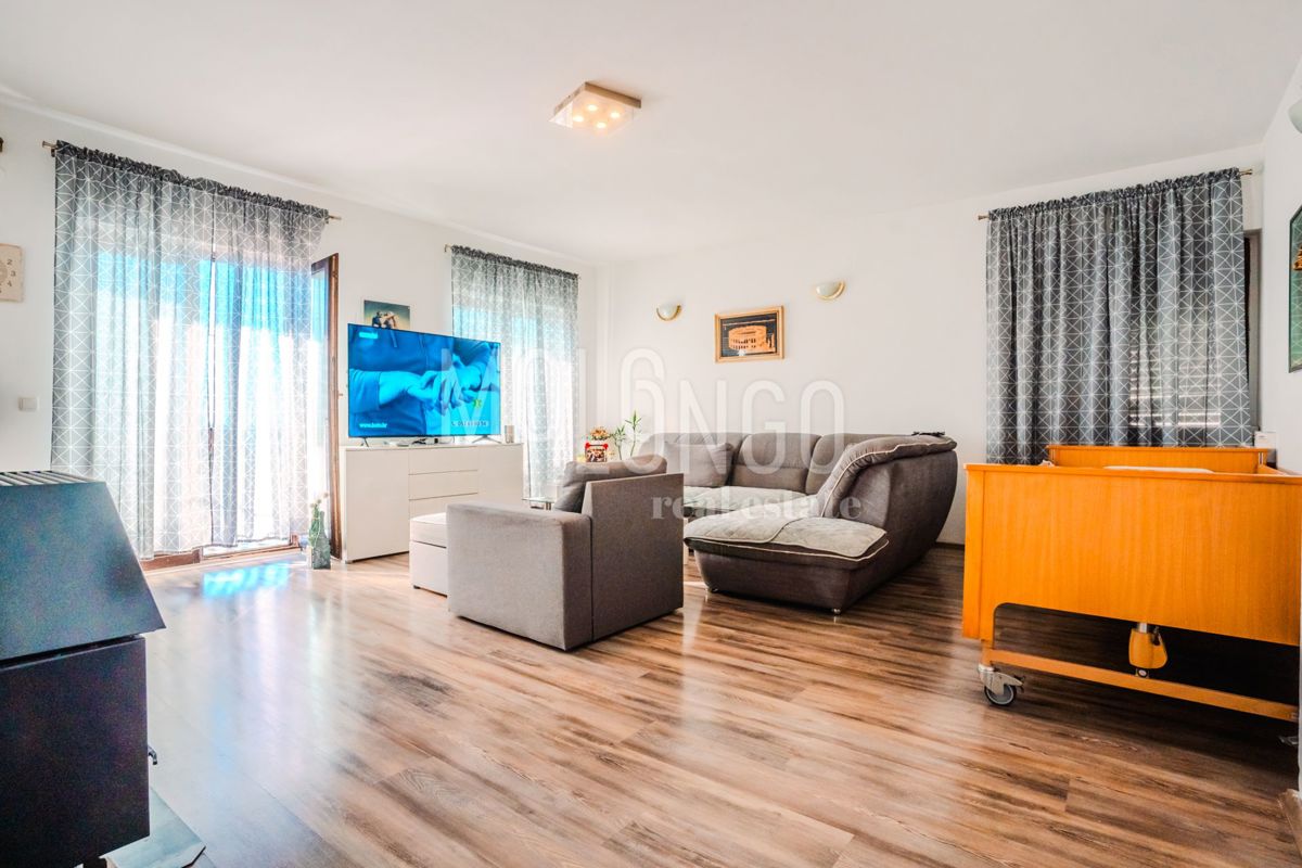 Appartamento/appartamento Zamet, Rijeka, 104,43m2