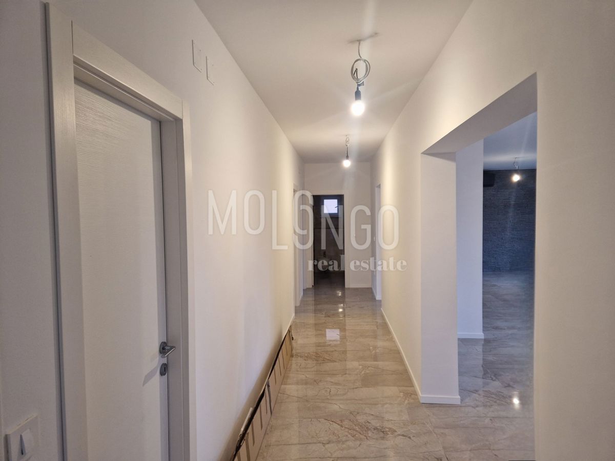 Appartamento/appartamento Rubeši, Kastav, 139m2