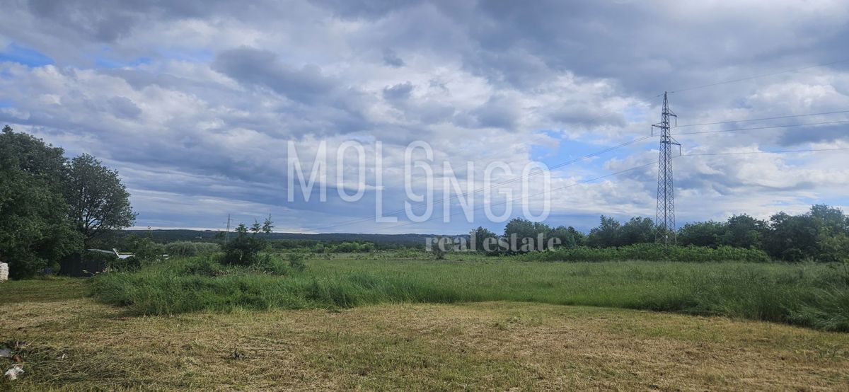 Terreno Cancini, Poreč, 702m2