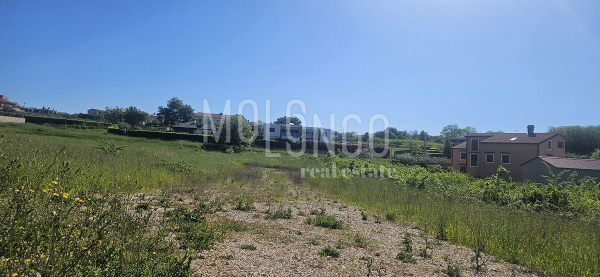 Terreno Kaštelir, Kaštelir-Labinci, 790m2