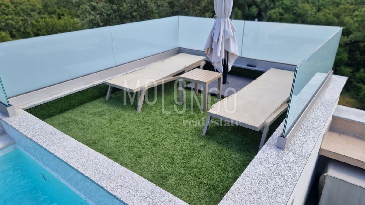 Appartamento/appartamento Njivice, Omišalj, 112m2