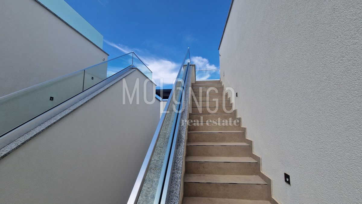 Appartamento/appartamento Njivice, Omišalj, 112m2