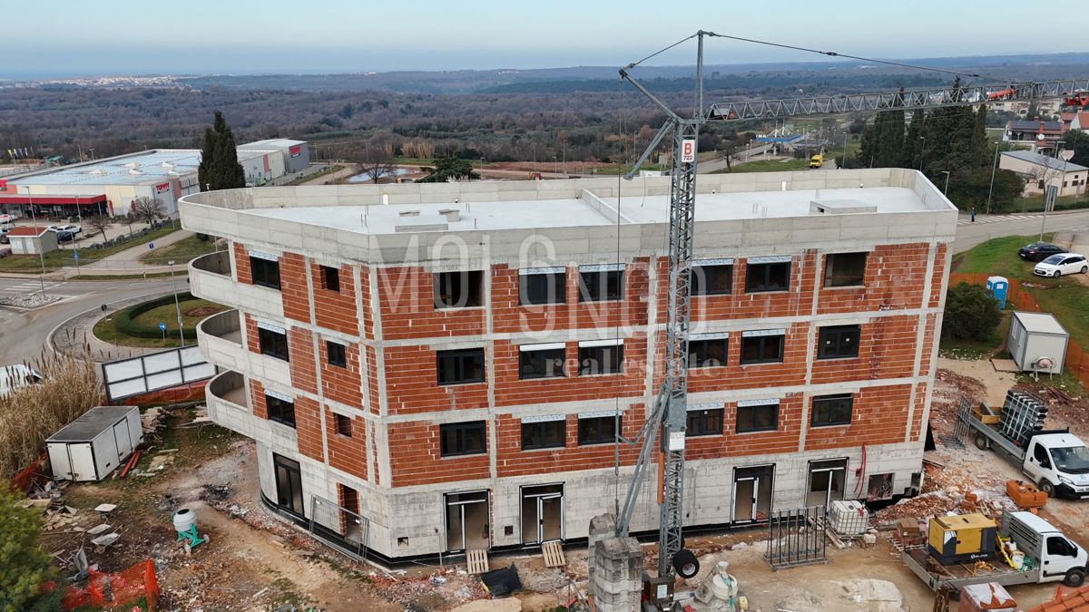 ISTRA, TAR - Poslovni prostor u prizemlju – novogradnja, 147,38 m²