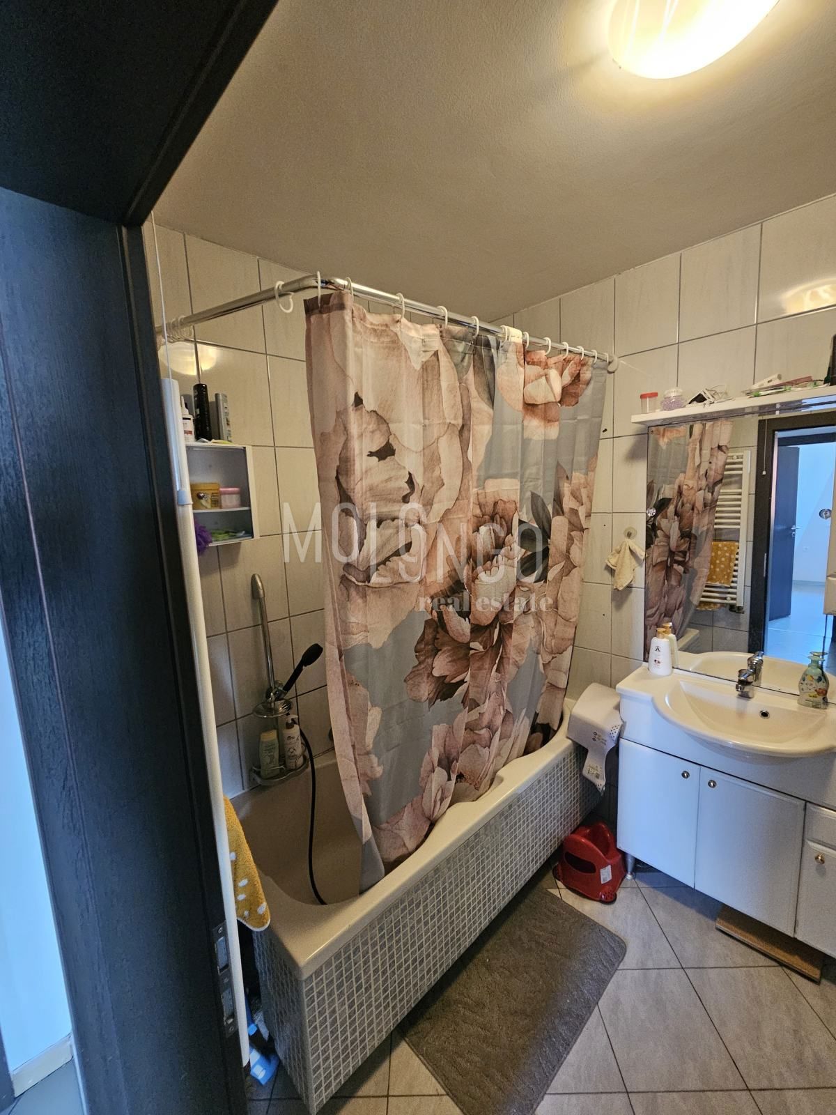 Appartamento/appartamento Tometići, Kastav, 103m2