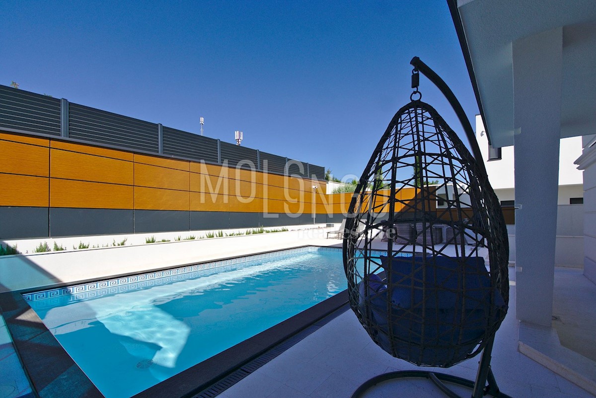 Casa Crikvenica, 375m2