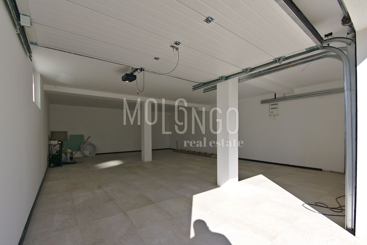 Casa Crikvenica, 375m2