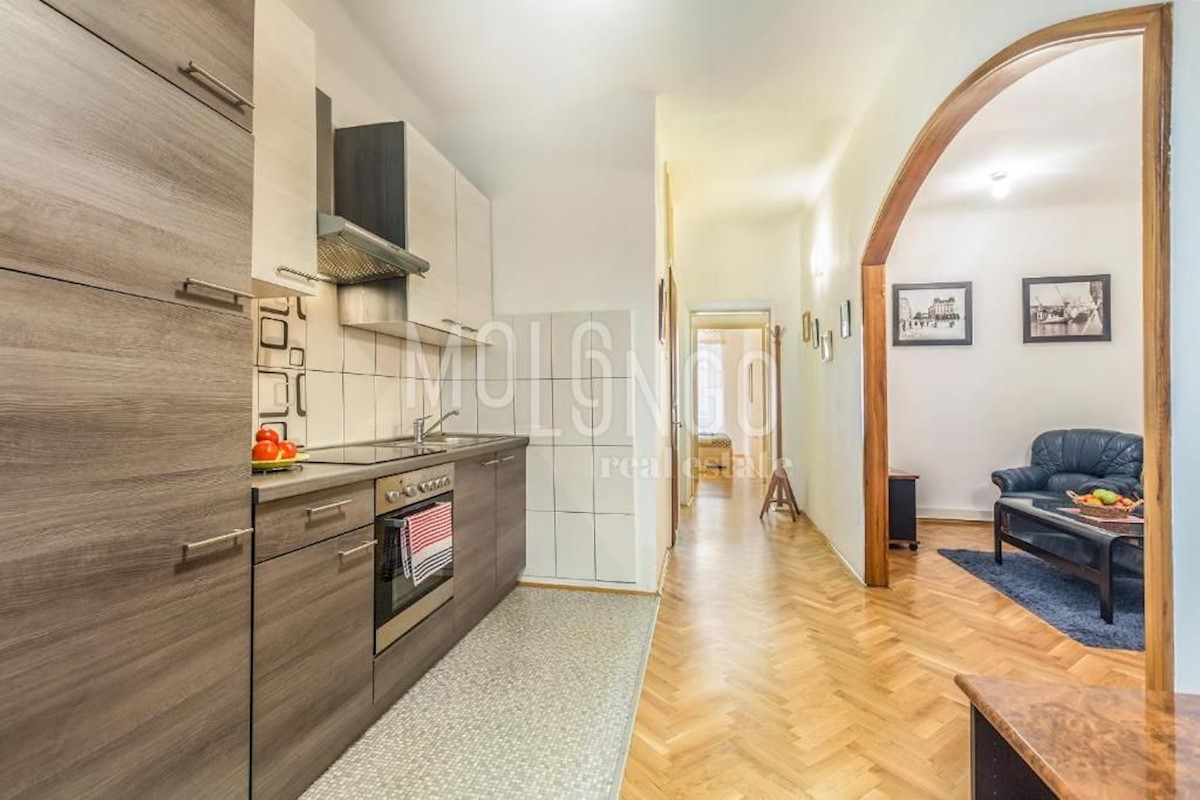 Appartamento/appartamento Centar, Rijeka, 70m2