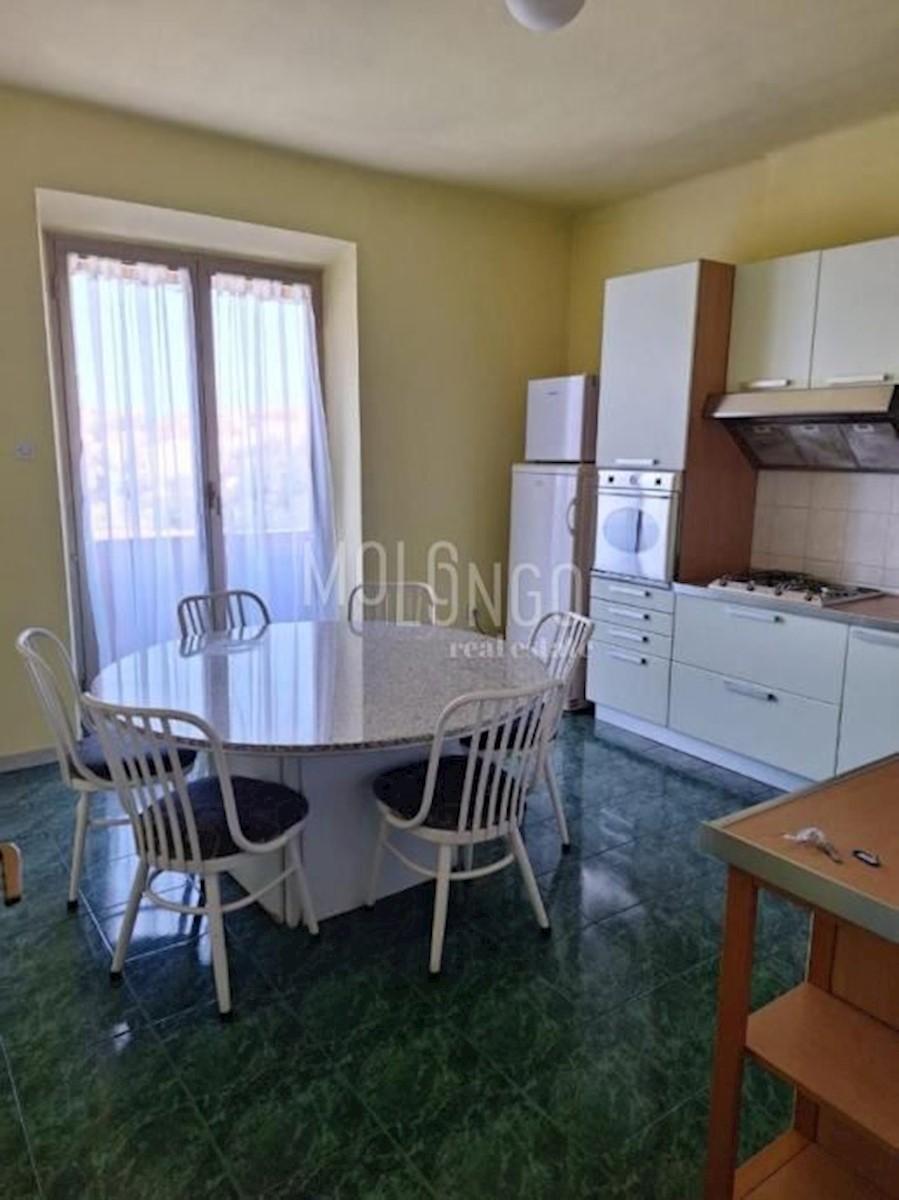 Appartamento/appartamento Škurinje, Rijeka, 99m2