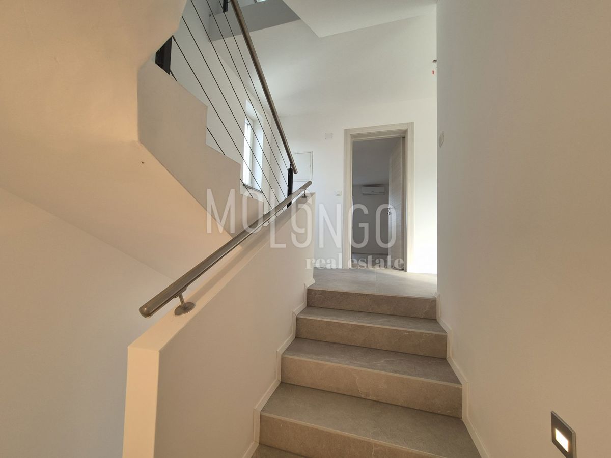 Casa Rasopasno, Dobrinj, 194m2