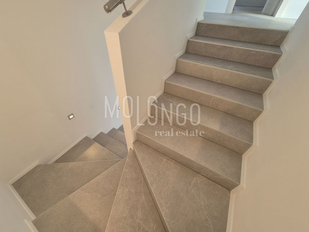 Casa Rasopasno, Dobrinj, 194m2