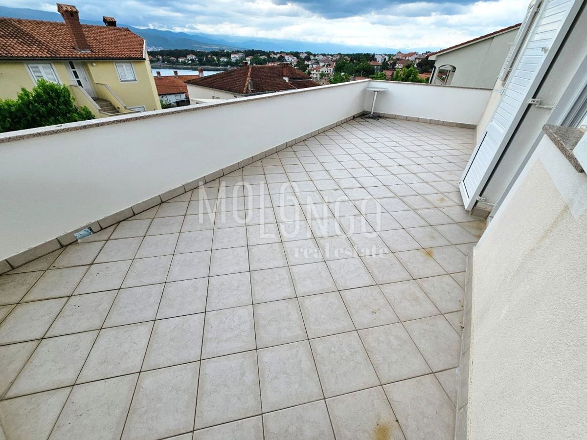 Appartamento/appartamento Šilo, Dobrinj, 80m2