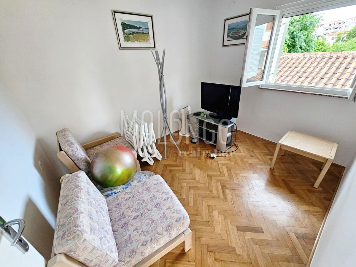Appartamento/appartamento Šilo, Dobrinj, 80m2