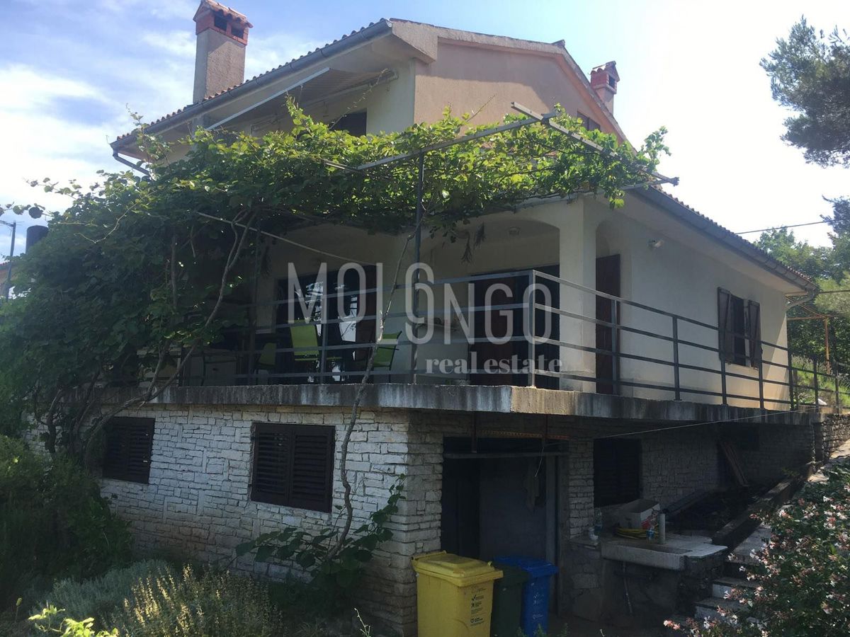 Casa Trgetari, Raša, 1.032m2