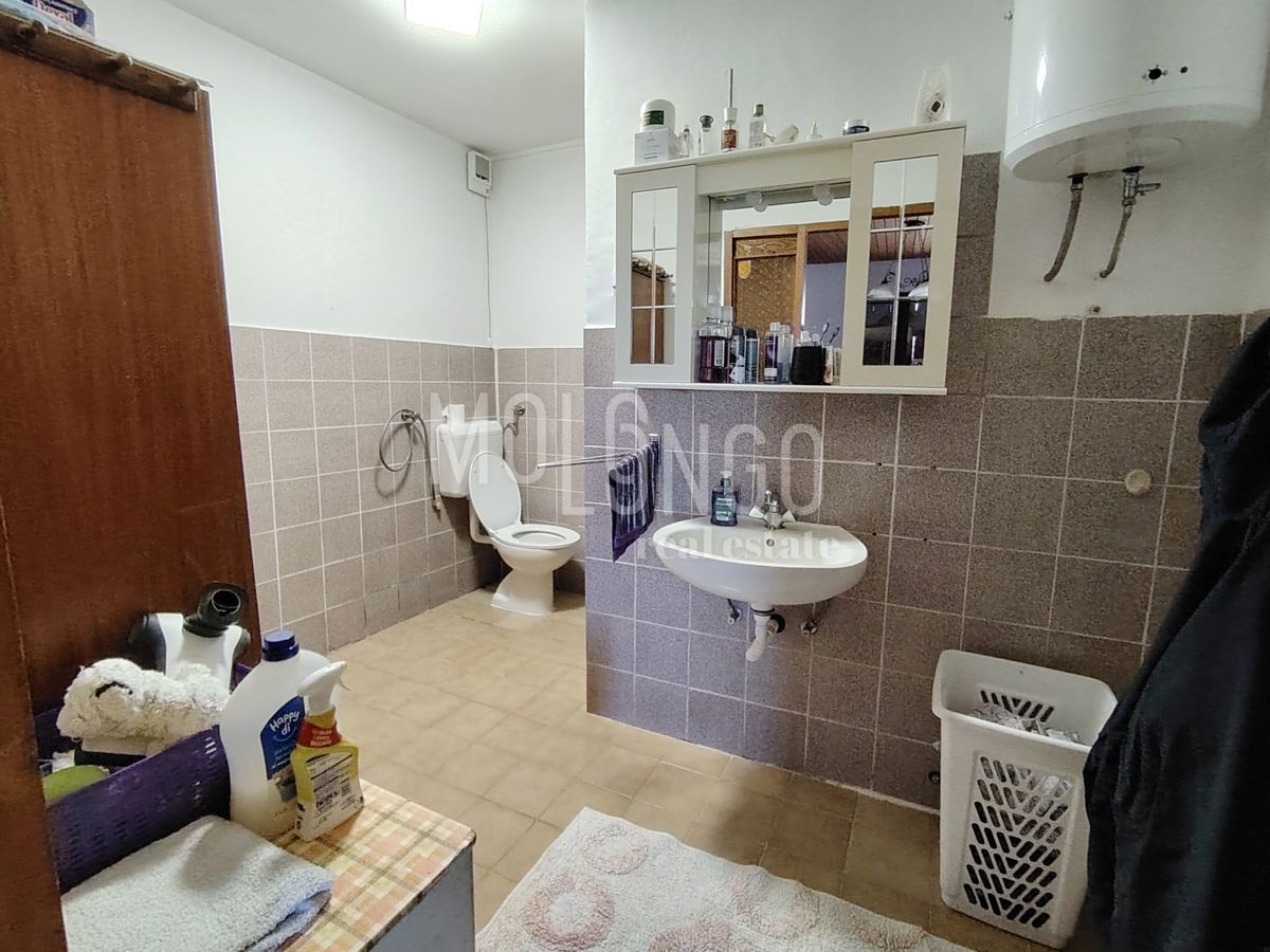 Casa Trgetari, Raša, 1.032m2