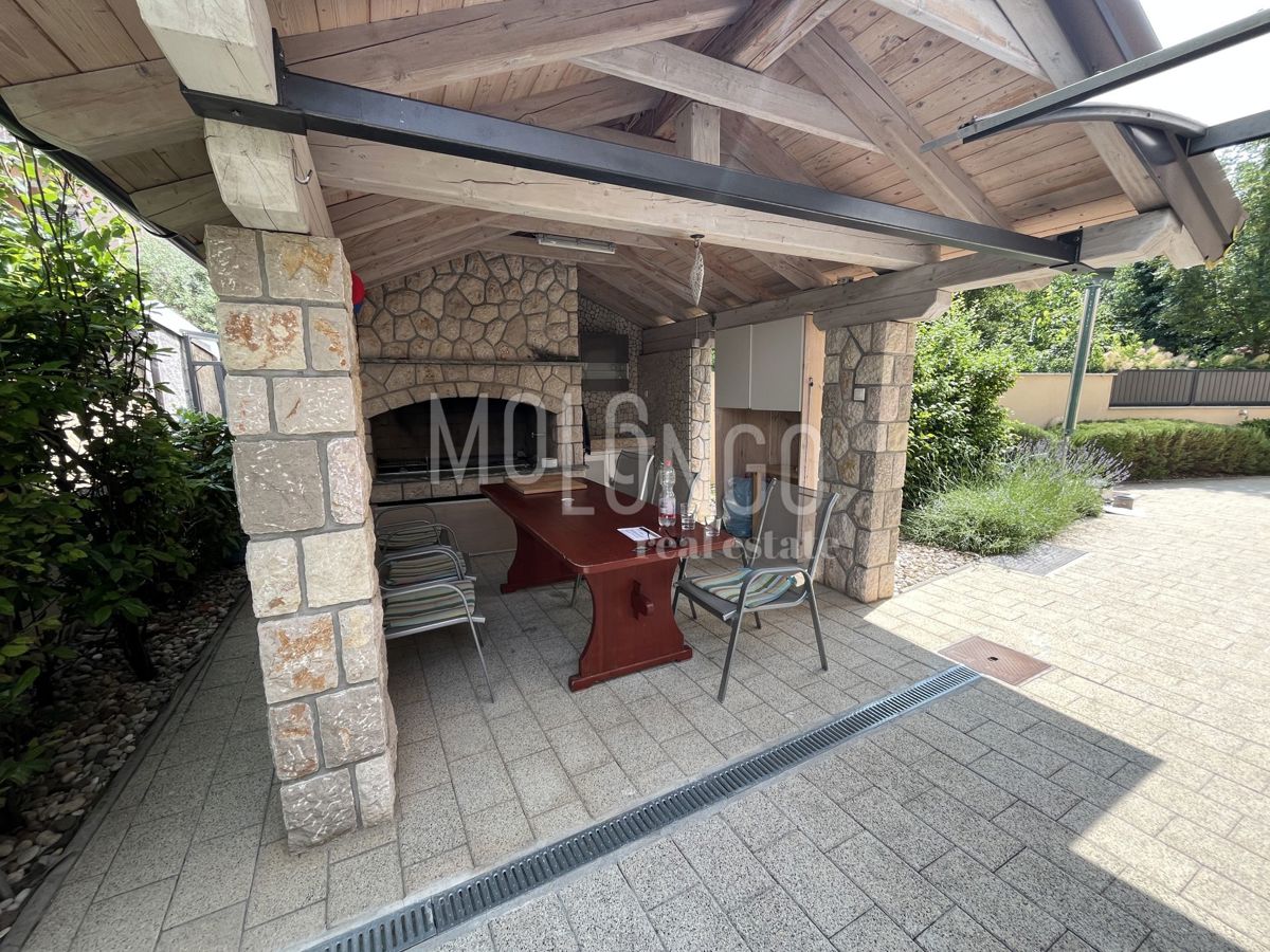 Casa Jadranovo, Crikvenica, 363m2