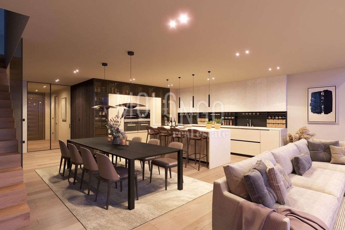 Appartamento/appartamento Poreč, 235m2