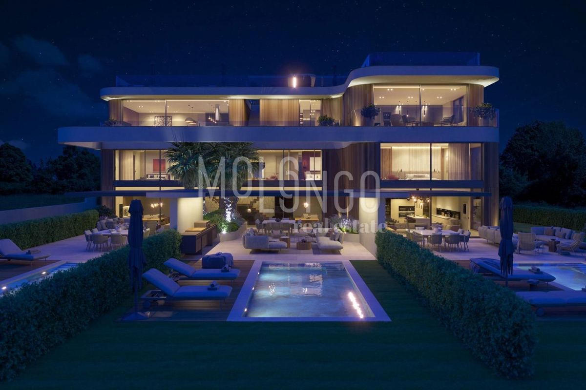 Appartamento/appartamento Poreč, 235m2