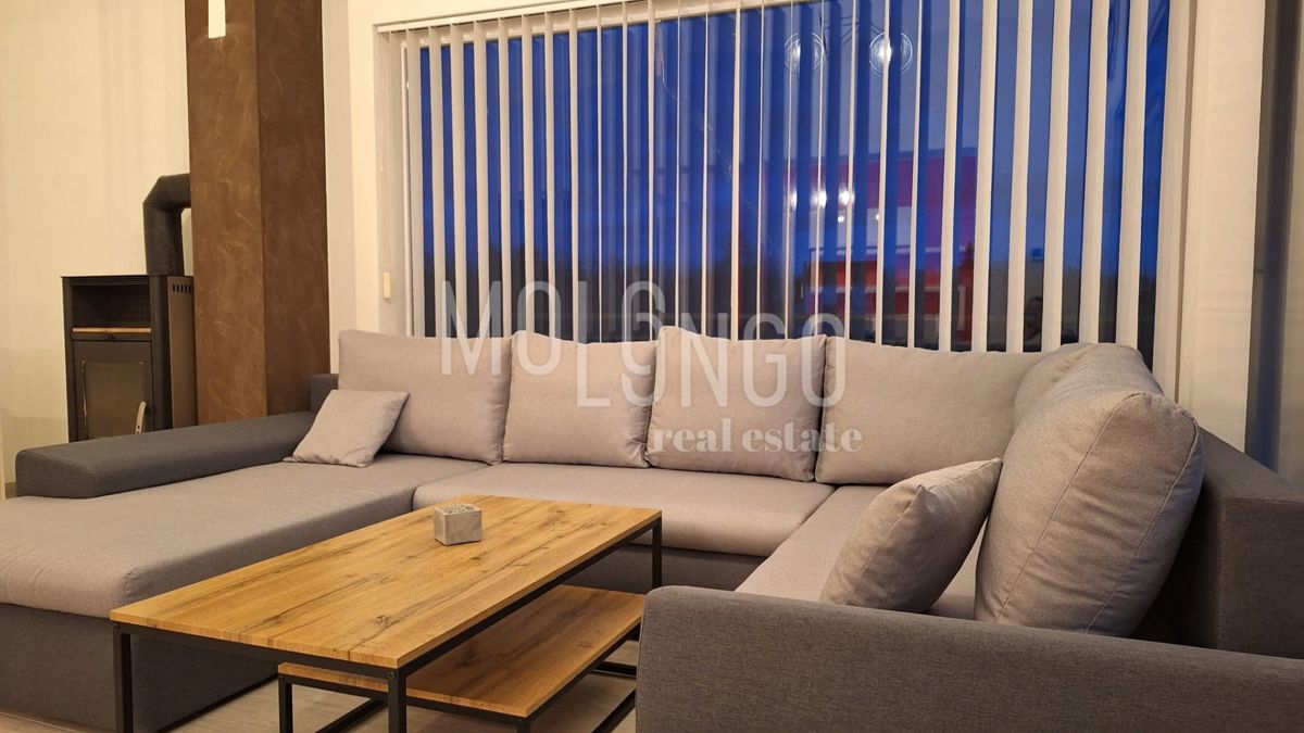 Appartamento/appartamento Brešca, Matulji, 140m2